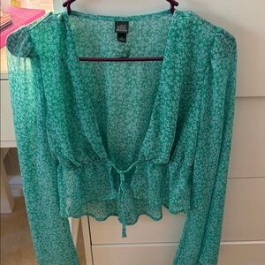 Wild Fable Green Floral Tie-Front Blouse 💚🌿